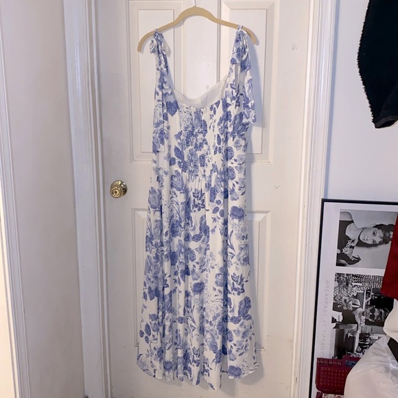 Reformation Twilight Midi Dress - Picture 9 of 10